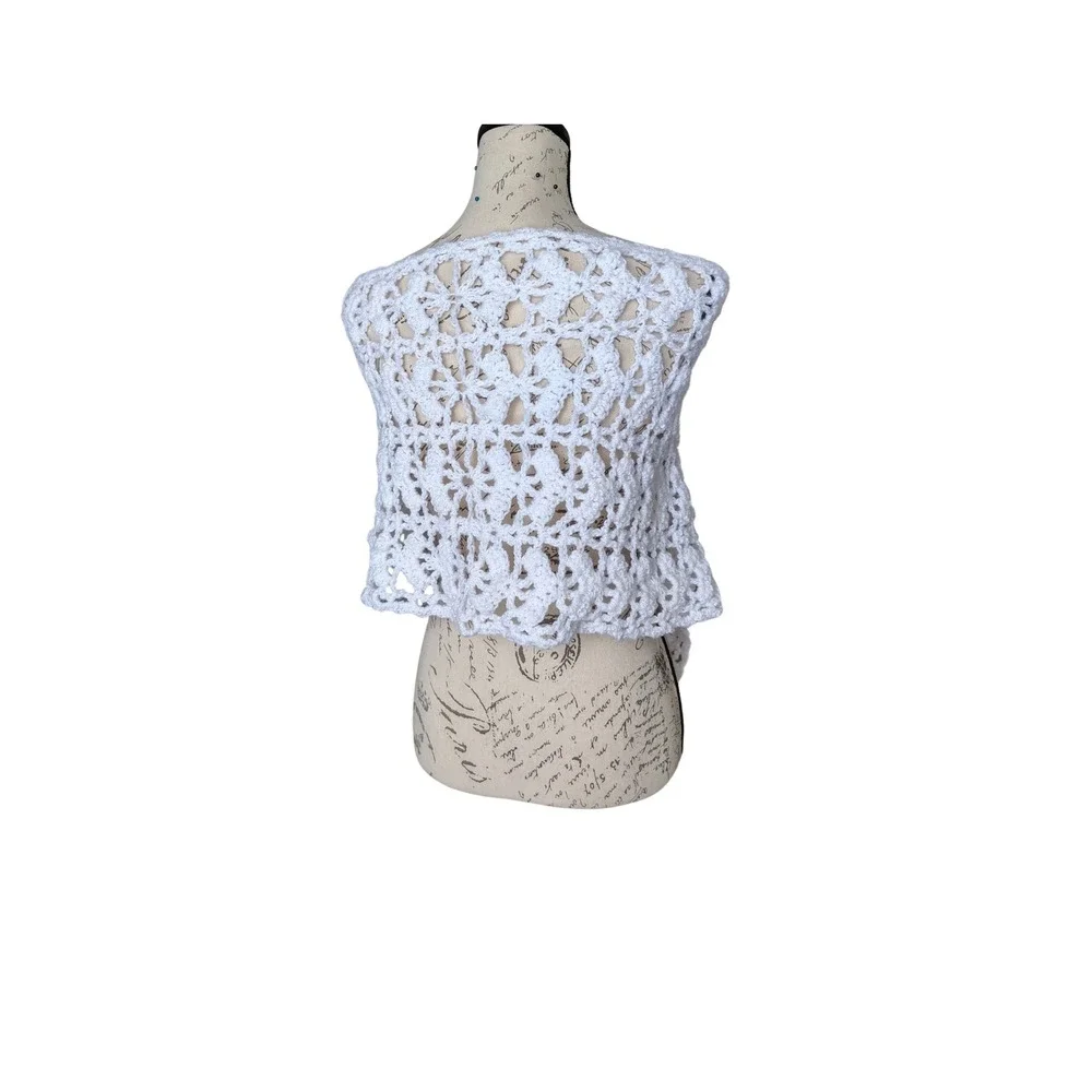 Vintage Style White Crochet Shawl Shrug Wrap Floral Medallion Boho Coquette‎